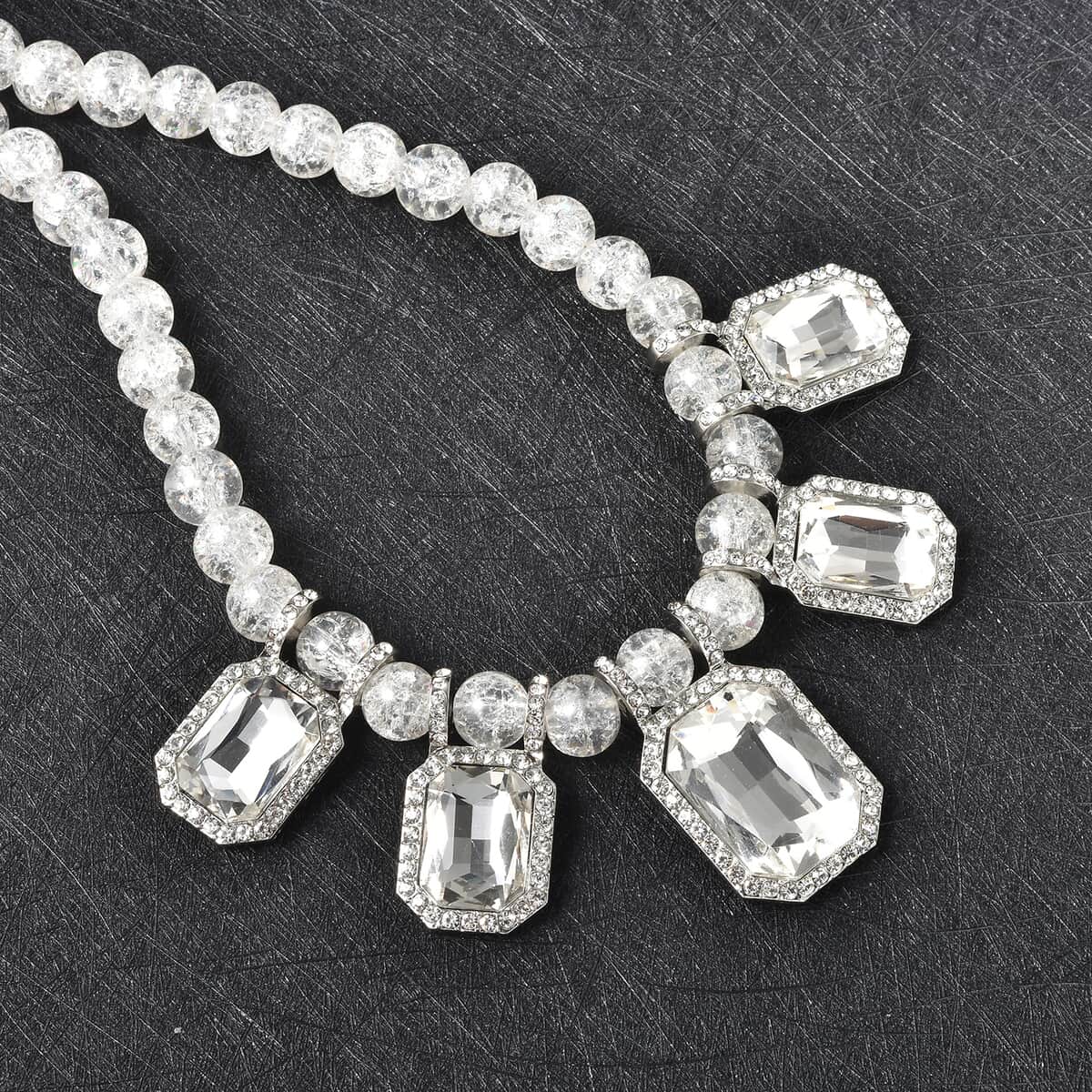 Simulated Topaz and Austrian Crystal Beaded Necklace 20-22 Inches in Silvertone image number 1