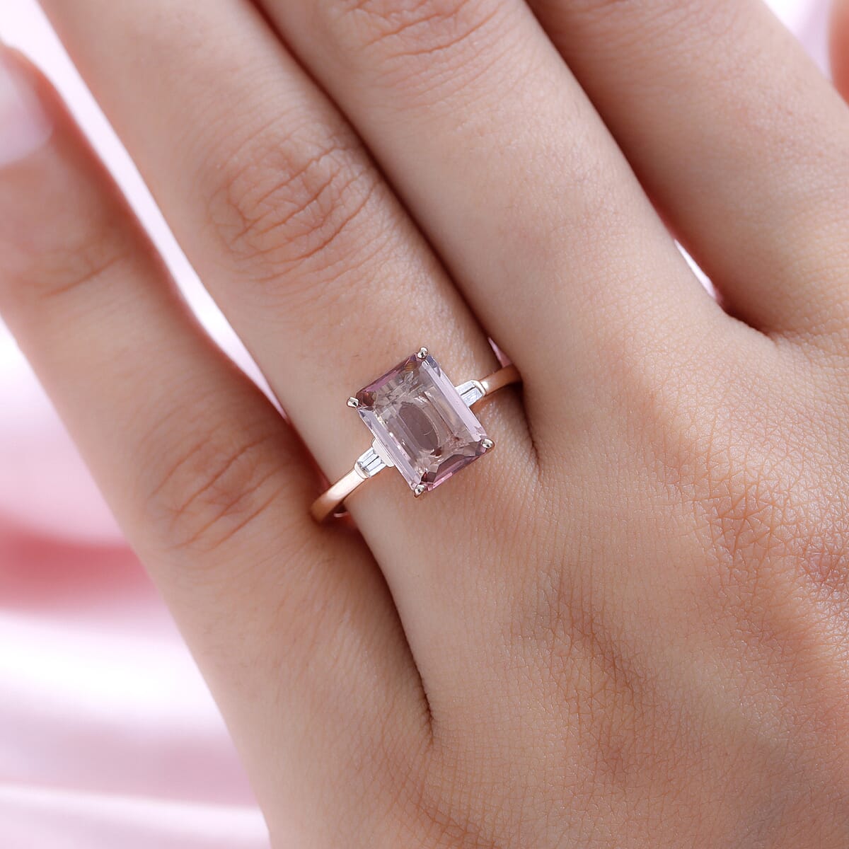 LUXORO 14K Rose Gold Premium Natural Blush Tourmaline and G-H I3 Diamond Accent Ring 2.25 Grams 2.35 ctw image number 2