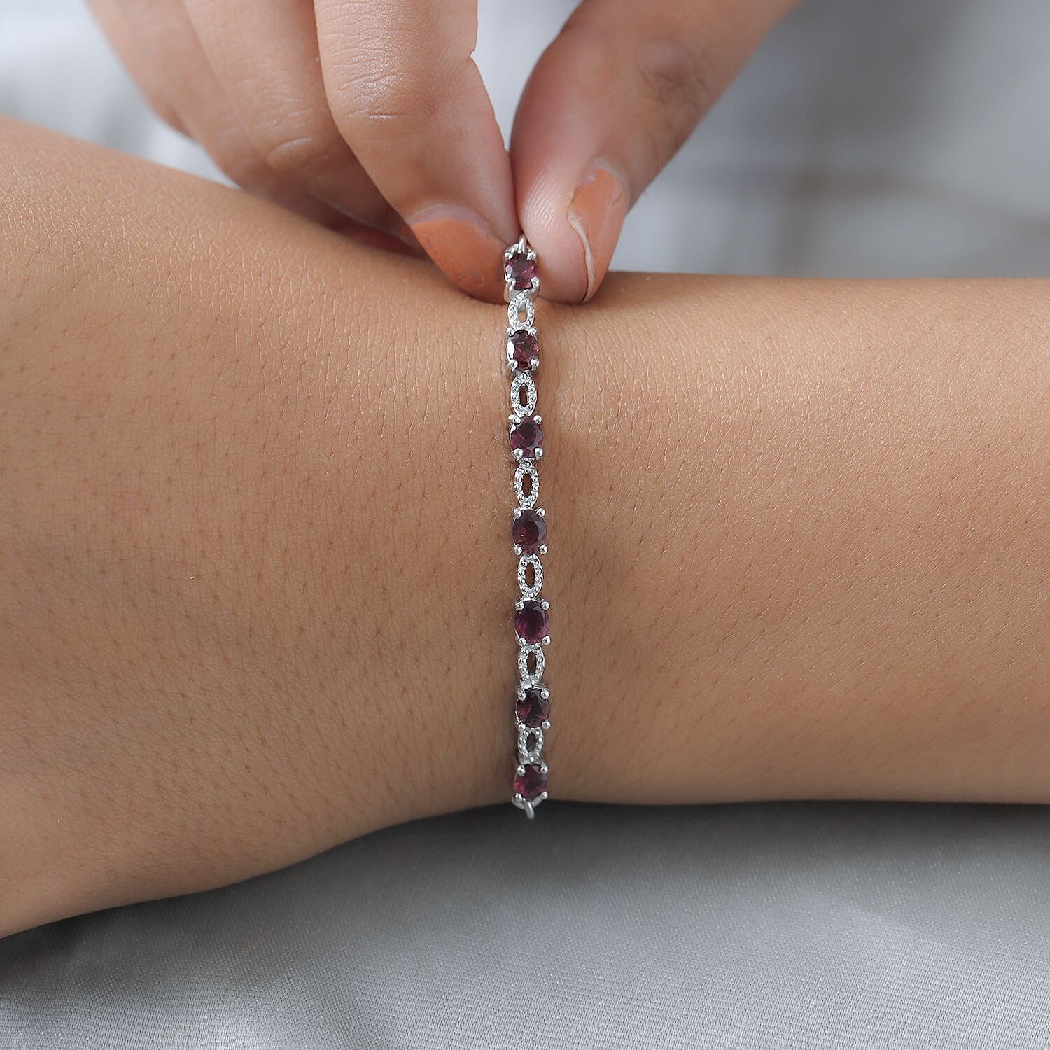 Default Title - Product card gallery slide 3 (10144629096731)