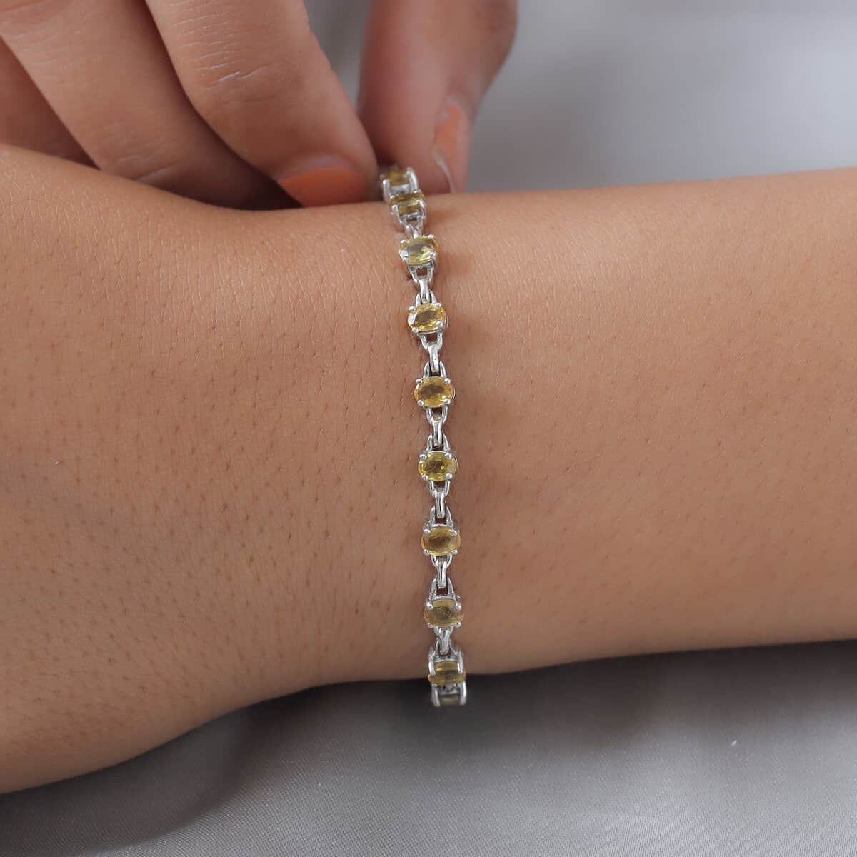 Madagascar Yellow Sapphire Link Bracelet in Platinum Over Sterling Silver (8.00 In) 8.30 Grams 5.40 ctw image number 2