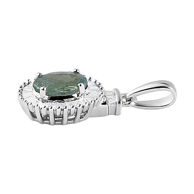 Luxoro 14K White Gold AAA Narsipatnam Alexandrite and Diamond Halo Pendant 1.00 ctw
