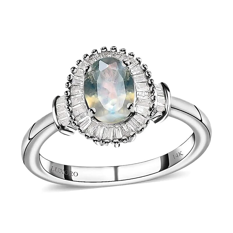 Luxoro 14K White Gold AAA Narsipatnam Alexandrite and Diamond Halo Ring (Size 10.0) 1.15 ctw