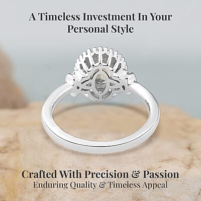 Luxoro 14K White Gold AAA Narsipatnam Alexandrite and Diamond Halo Ring (Size 10.0) 1.15 ctw