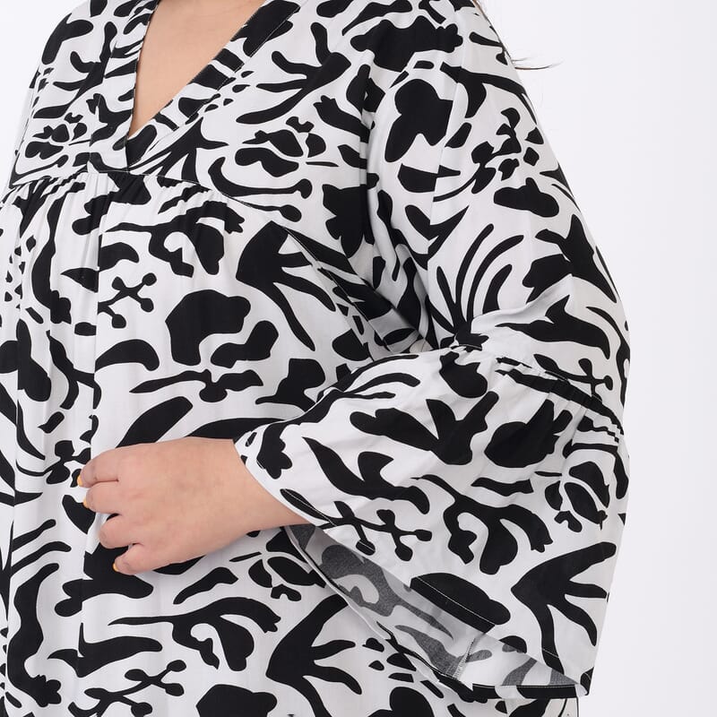 Tamsy Black and White Floral Dress with Flounce Sleeve - One Size Missy
