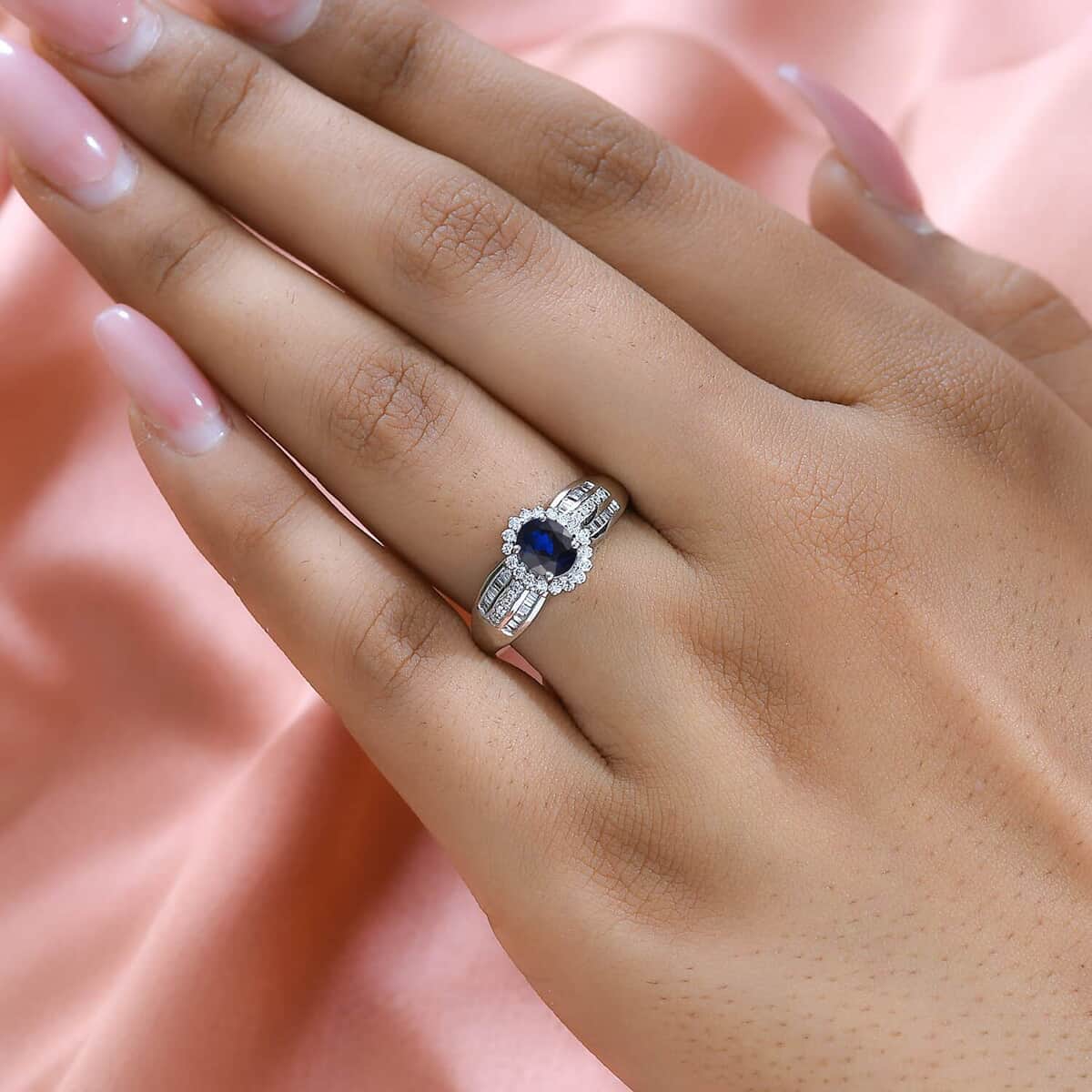 Rhapsody 950 Platinum AAAA Tanzanian Color Change Sapphire and E-F VS Diamond Halo Ring (Size 7.0) 6.35 Grams 1.15 ctw with free UV Flash Light image number 2