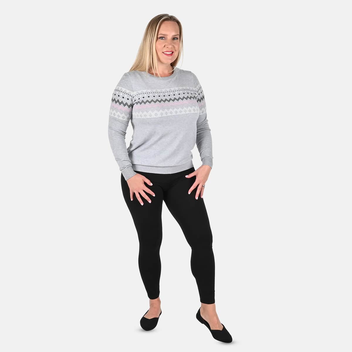 TAMSY Gray Knit Round Neck Sweater with Chevron Pattern - L image number 0
