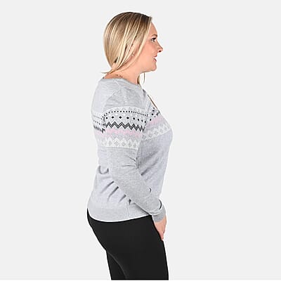 Tamsy Gray Knit Round Neck Sweater with Chevron Pattern - L