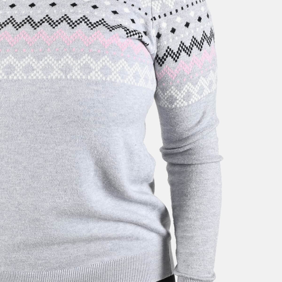 Tamsy Gray Knit Round Neck Sweater with Chevron Pattern - L image number 4