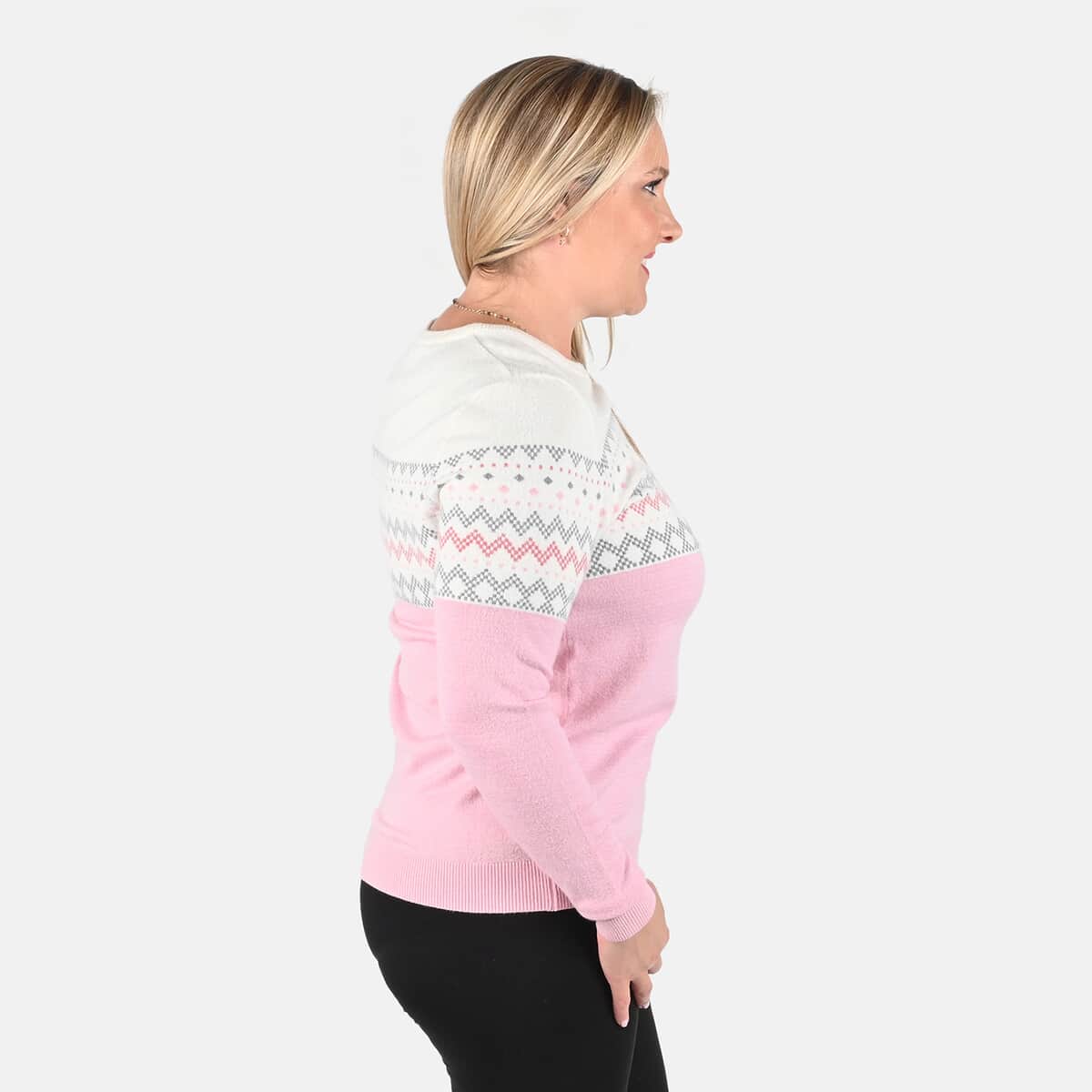 Tamsy Pink and Cream Knit Round Neck Sweater with Chevron Pattern - M image number 2