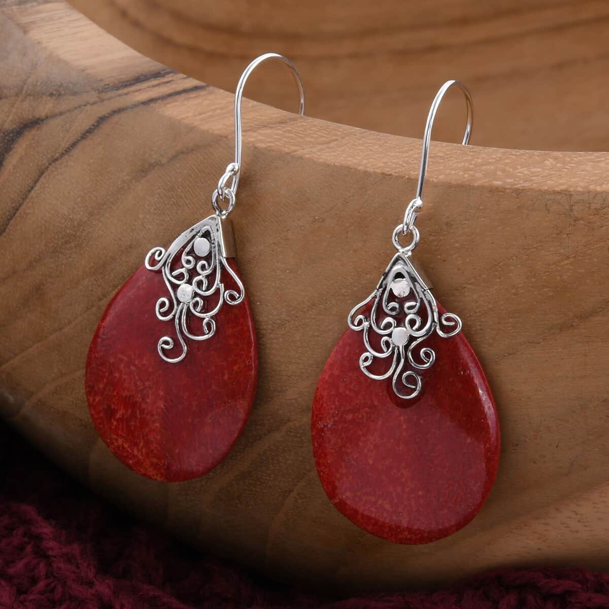 Sponge Coral Earrings in Sterling Silver image number 1