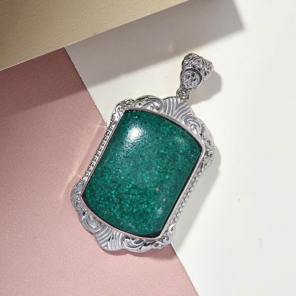 Freshened Malachite Solitaire Pendant in Platinum Over Copper with Magnet 21.20 ctw image number 1