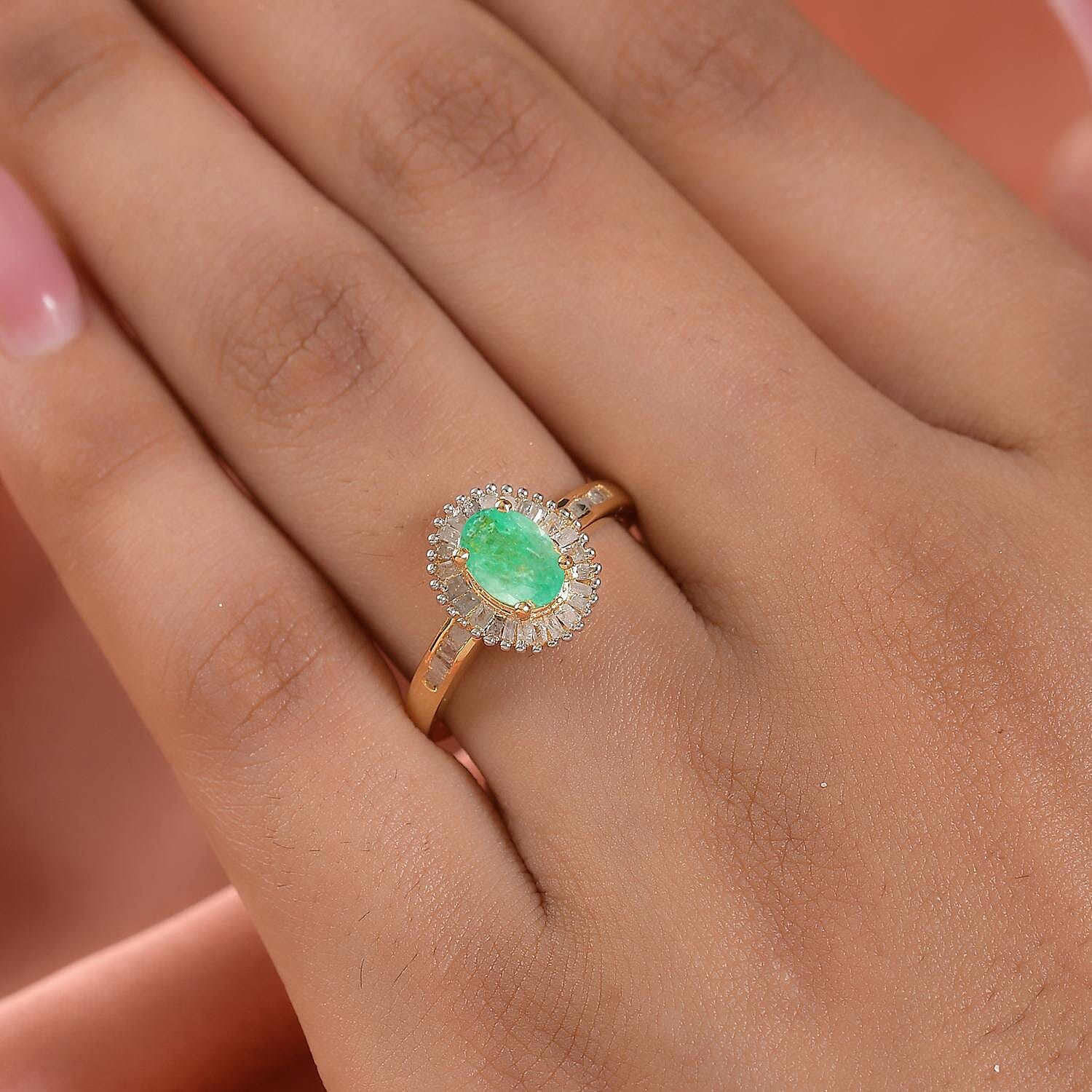 Ethiopian Emerald and Diamond Halo Ring in Vermeil Yellow Gold Over Sterling Silver (Size 10.0) 1.00 ctw