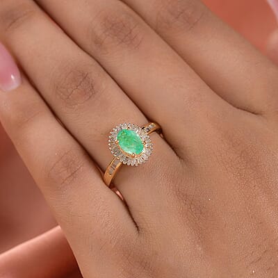 Ethiopian Emerald and Diamond Halo Ring in Vermeil Yellow Gold Over Sterling Silver (Size 10.0) 1.00 ctw