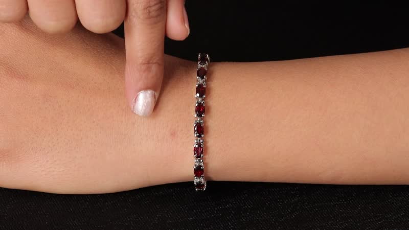 Mozambique Garnet Tennis Bracelet in Stainless Steel (6.50 In) 9.65 ctw