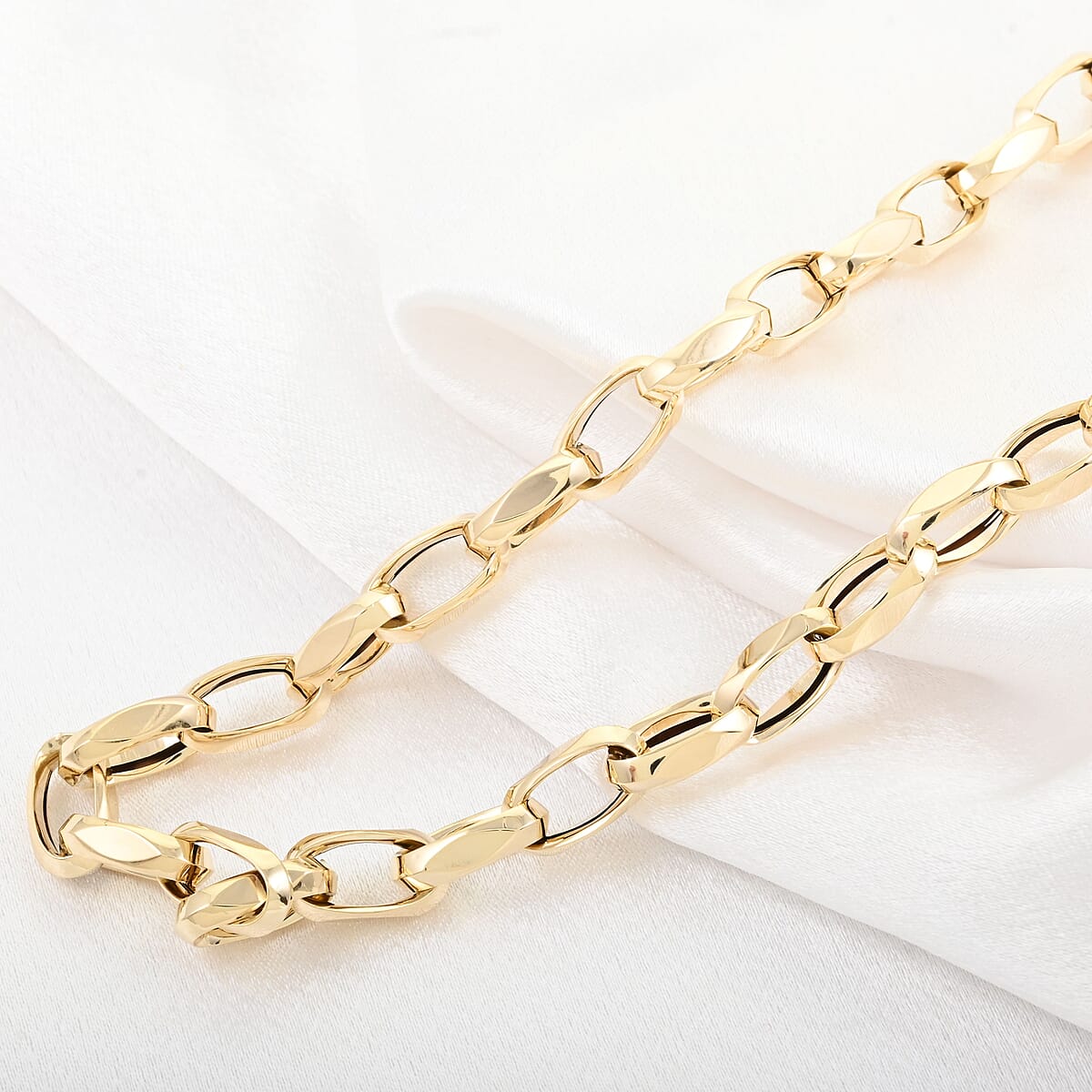 Italian 7mm Diamond Cut Torchon Necklace in 14K Yellow Gold 13.20 Grams 20 Inches image number 1