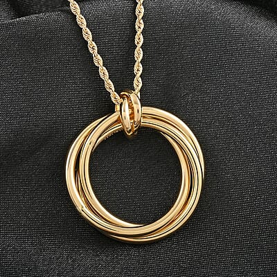 Maestro Gold Collection Intreccio Italian 10K Yellow Gold Triple Circle Necklace 18-20 Inches 2.90 Grams