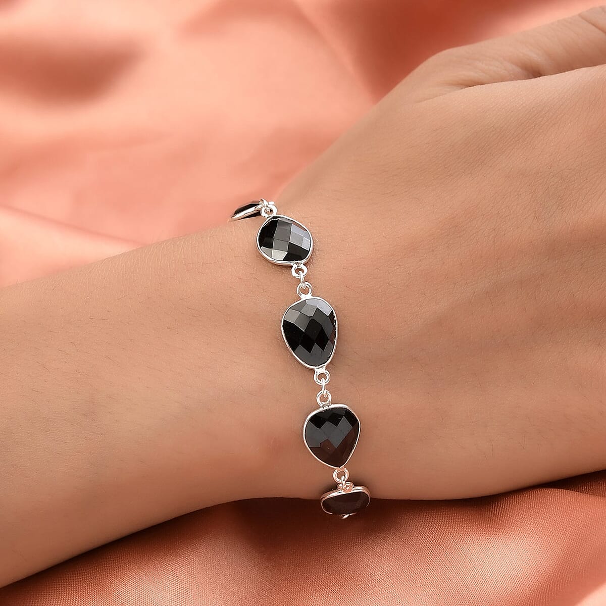 Thai Black Spinel Bracelet in Sterling Silver, Bolo Adjustable Bracelet For Women, Gifts For Women 17.75 ctw image number 2