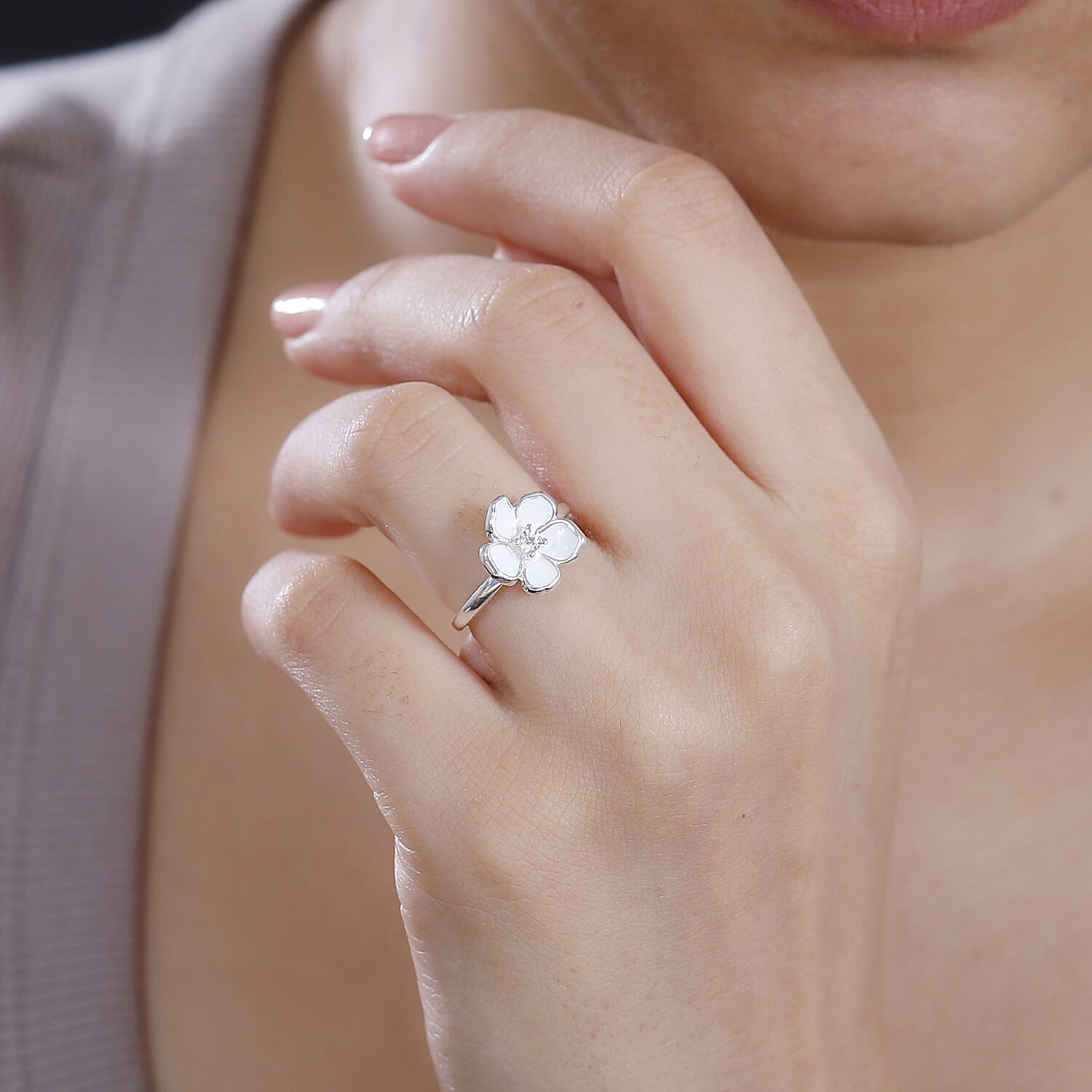 Diamond Accent Floral Ring in Sterling Silver (Size 5.0)