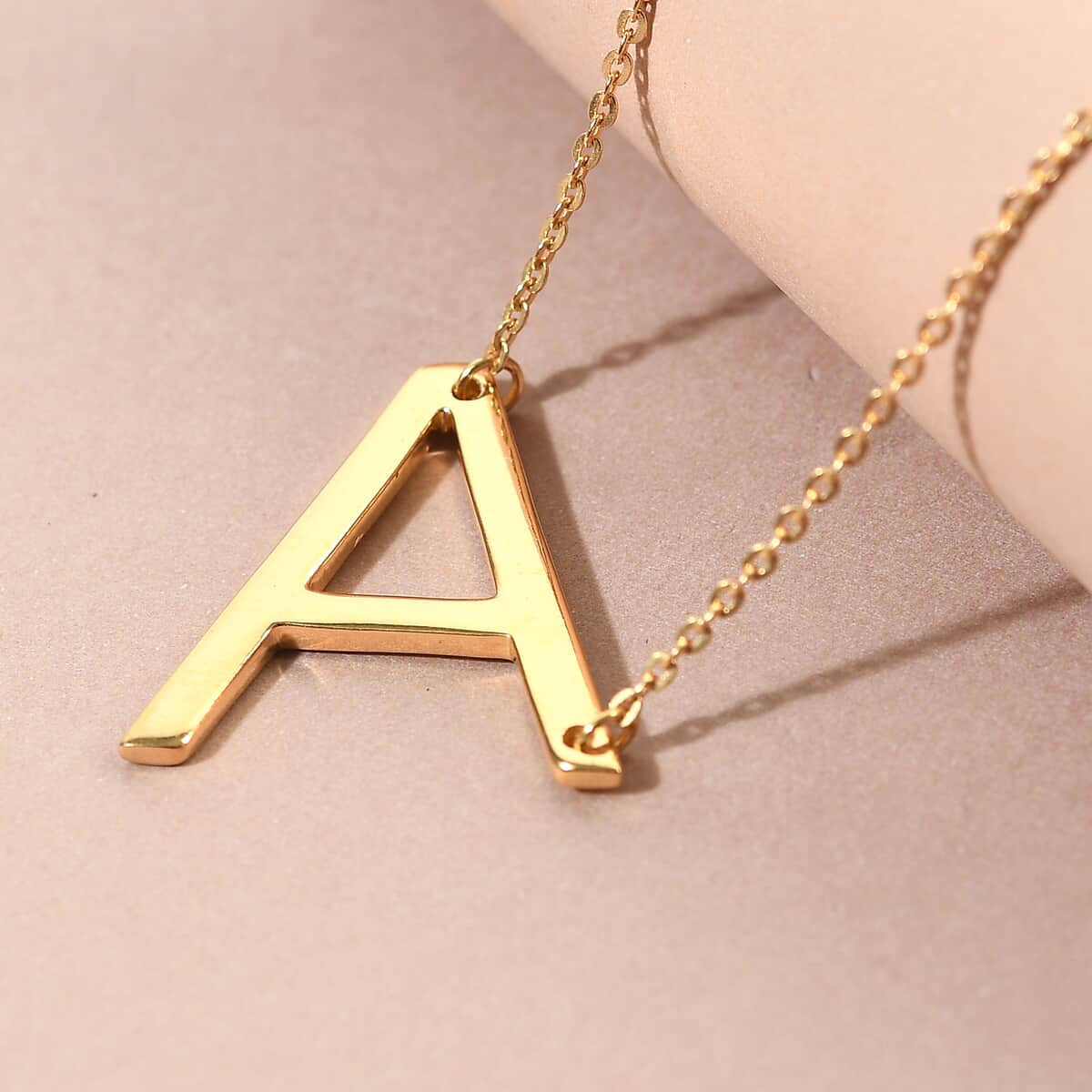 Vermeil Yellow Gold Over Sterling Silver Initial A Necklace 18 Inches 3.80 Grams image number 1