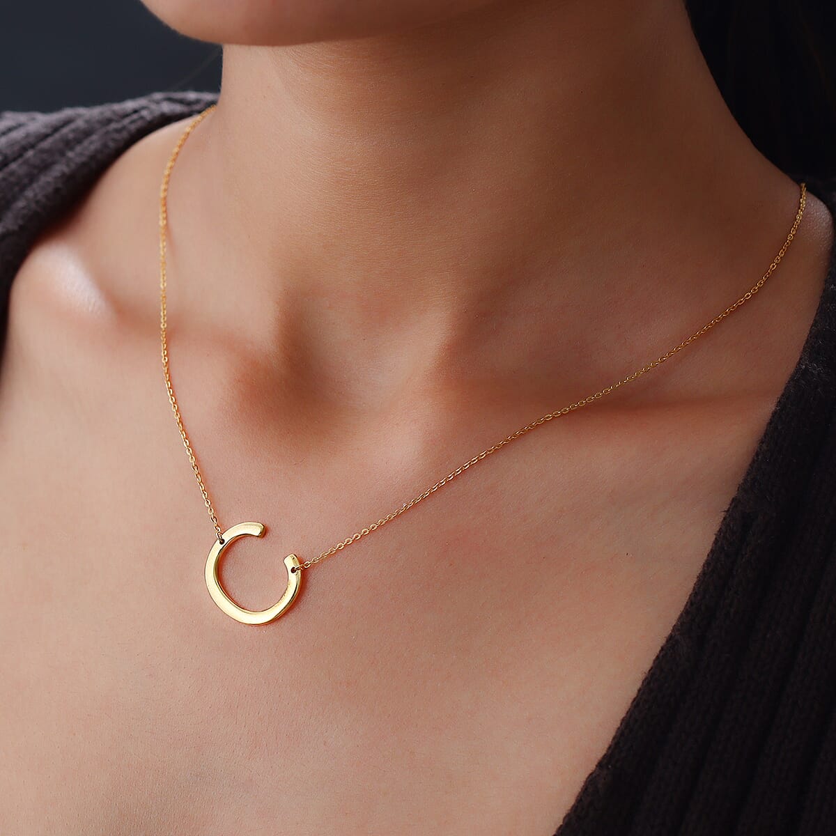 Lolos Exclusive Pick's Vermeil Yellow Gold Over Sterling Silver Initial C Necklace 18 Inches 3.90 Grams image number 2