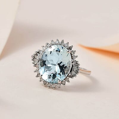 Luxoro 10K White Gold Premium Mangoro Aquamarine and Diamond Halo Ring (Size 10.0) 4.40 ctw