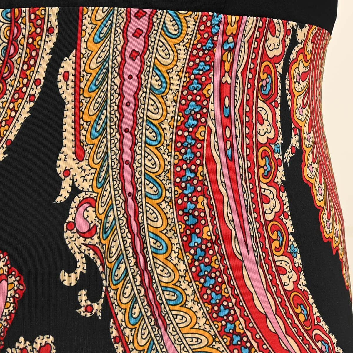 TAMSY Black Paisley Long Sleeve Pencil Dress - M image number 3