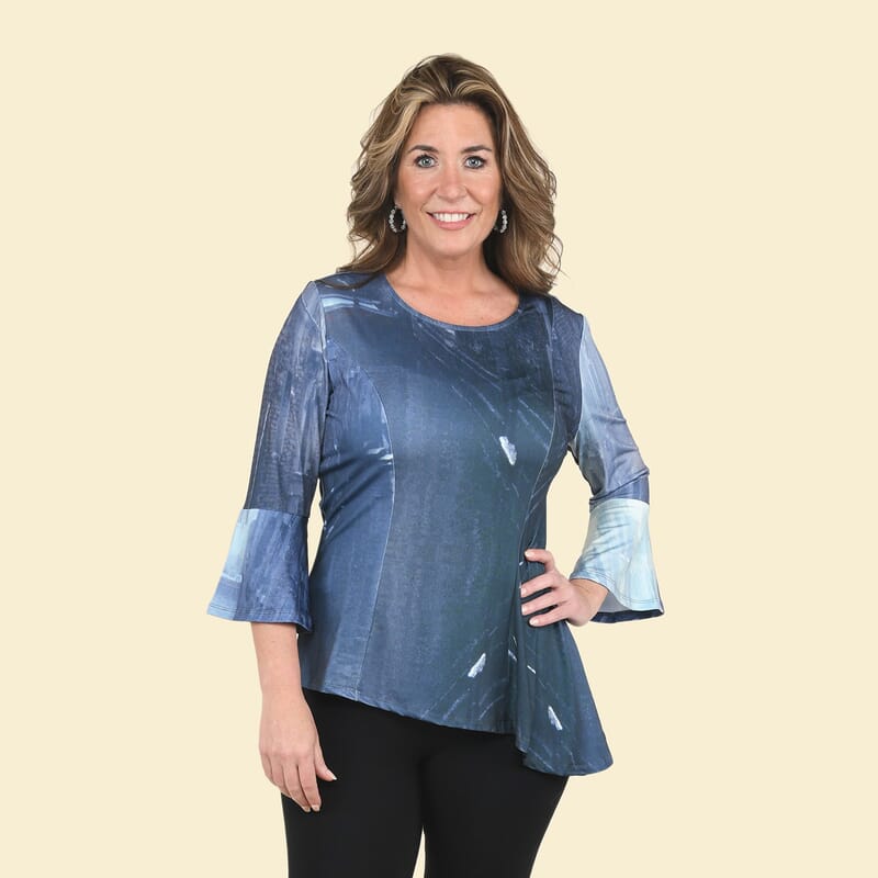 Tamsy Gray Abstract Linear Bell-Sleeve Asymmetrical Top - XL