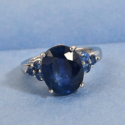 Kashmir Kyanite (Ovl 12x10) Ring in Platinum Over Sterling Silver (Size 10.0) 6.75 ctw