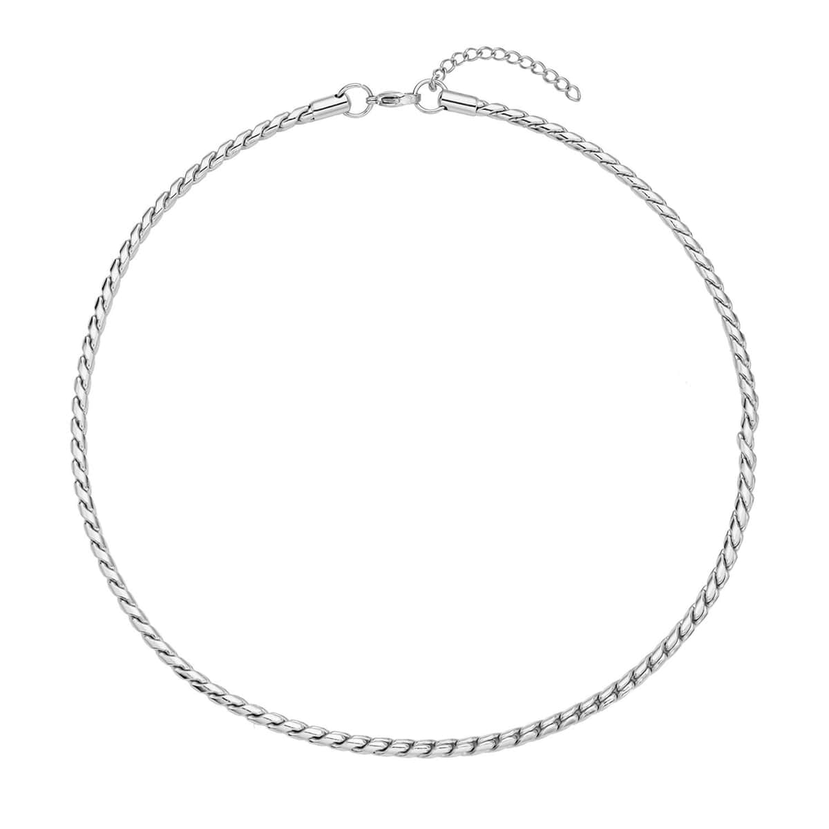 Roller Chain Necklace (22-24 Inches) in Stainless Steel image number 0