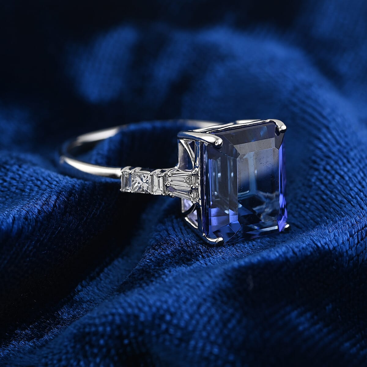 Certified Rhapsody 950 Platinum AAAA Tanzanite and E-F VS Diamond Ring (Size 7.0) 5.15 Grams 5.60 ctw image number 1