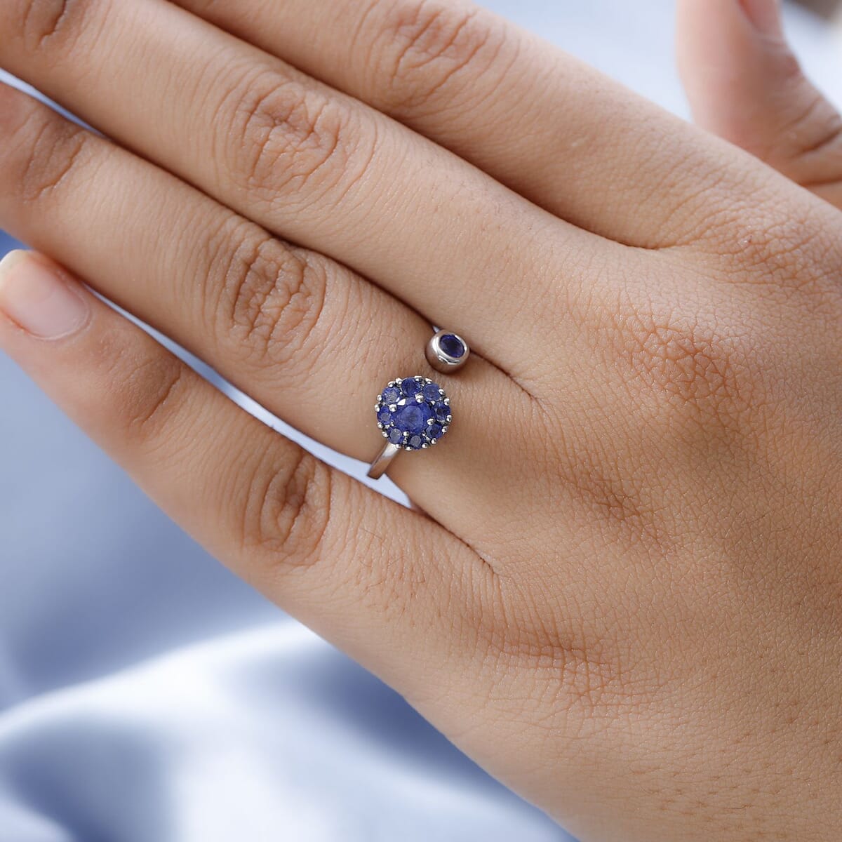 Masoala Sapphire (D) September Birthstone Anxiety Spinner Openable Band Adjustable Ring in Platinum Over Sterling Silver (Size 5.0) 1.10 ctw image number 2