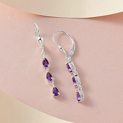 Amethyst Dangling Earrings in Sterling Silver 1.00 ctw