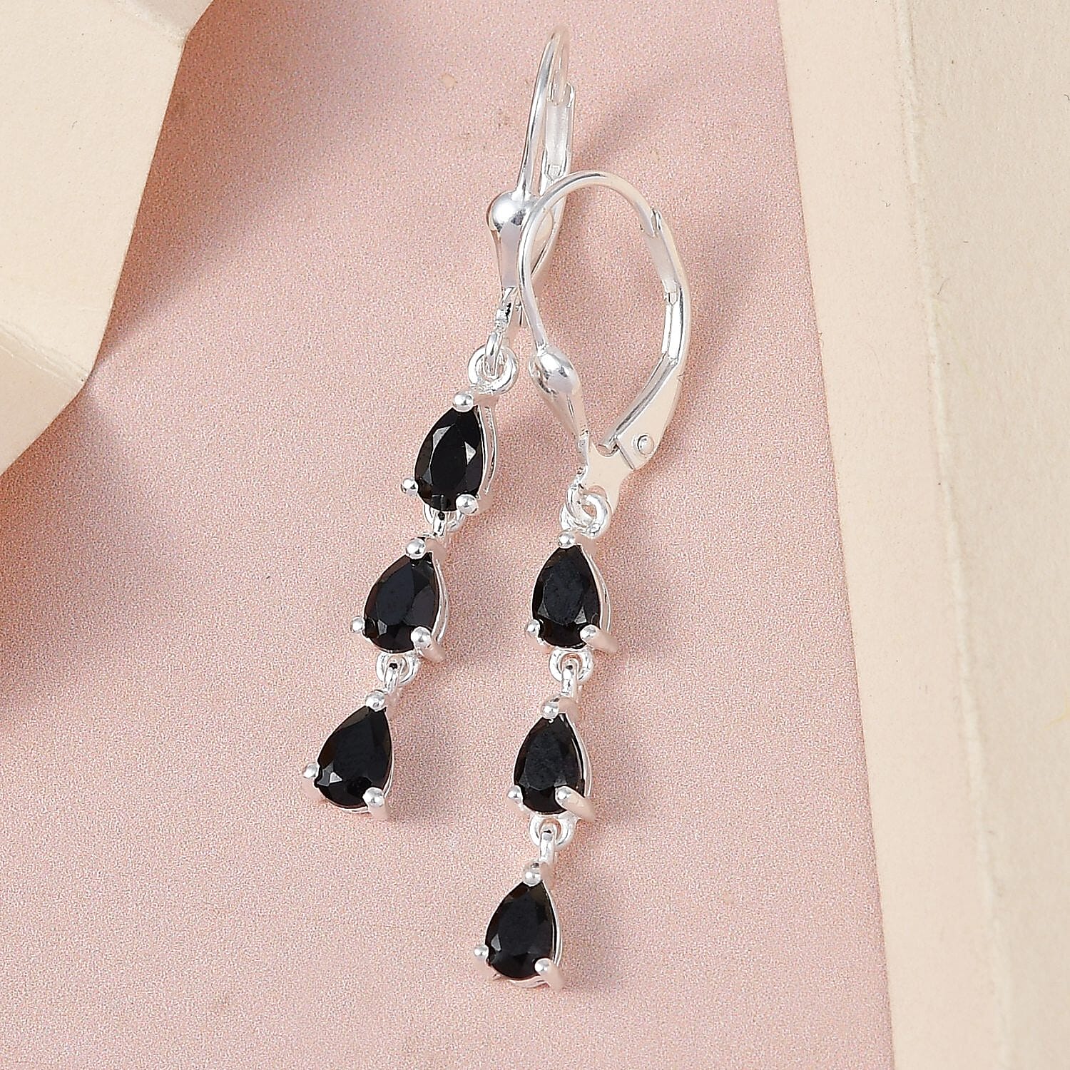 Thai Black Spinel - Product card gallery slide 2 (10144725074203)