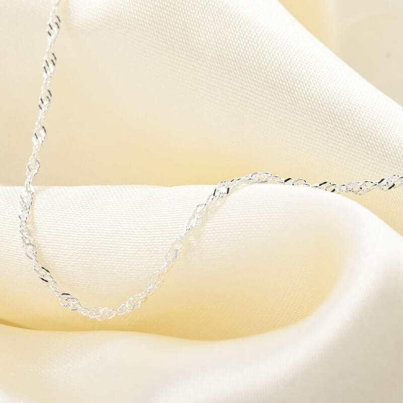 Italian Sterling Silver 0.4mm Singapore Necklace 24 Inches 2 Grams