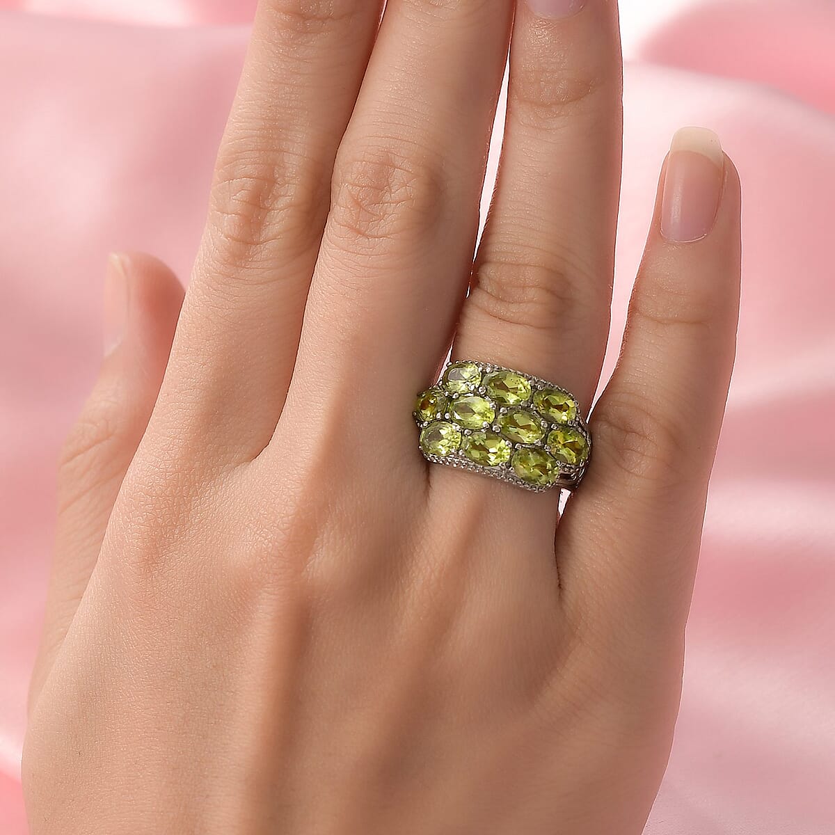 Hebei Peridot 4.85 ctw Ring in Stainless Steel (Size 6.0)  image number 2