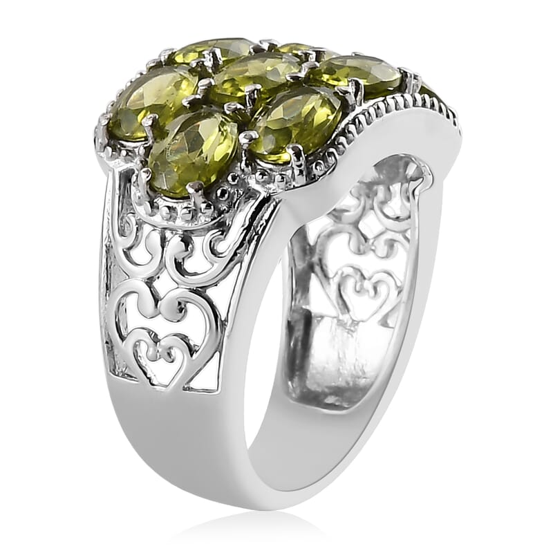 Hebei Peridot 4.85 ctw Ring in Stainless Steel (Size 7.0)