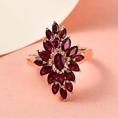 Anthill Garnet Elongated Ring in Vermeil Rose Gold Over Sterling Silver (Size 10.0) 2.65 ctw