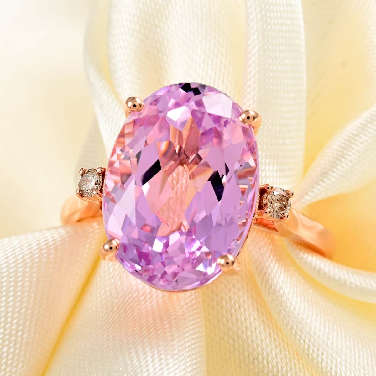 Certified LUXORO 14K Rose Gold AAA Martha Rocha Kunzite and G-H I1 Diamond Ring 2.85 Grams 8.00 ctw image number 1