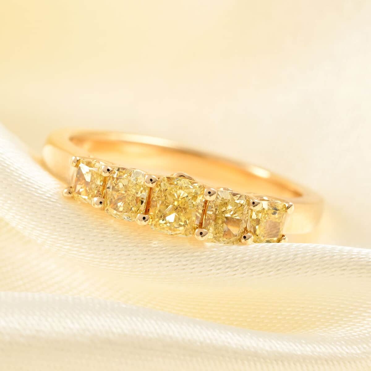 14K Yellow Gold Natural Yellow Diamond Ring 2.85 Grams 1.00 ctw image number 1