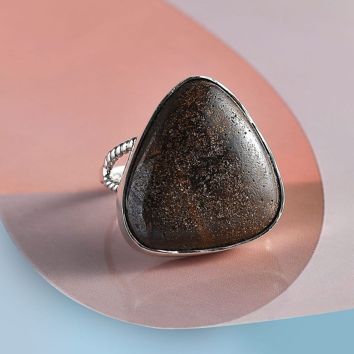Artisan Crafted Natural Boulder Opal Solitaire Ring in Sterling Silver (Size 7.0) 15.85 ctw image number 1