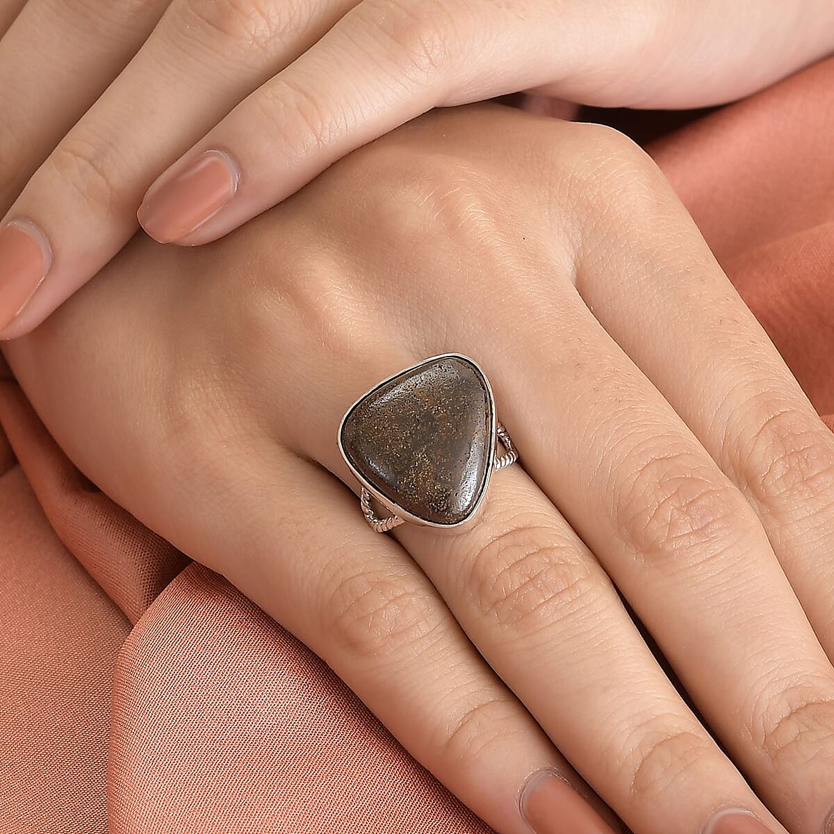 Artisan Crafted Natural Boulder Opal Solitaire Ring in Sterling Silver (Size 7.0) 15.85 ctw image number 2