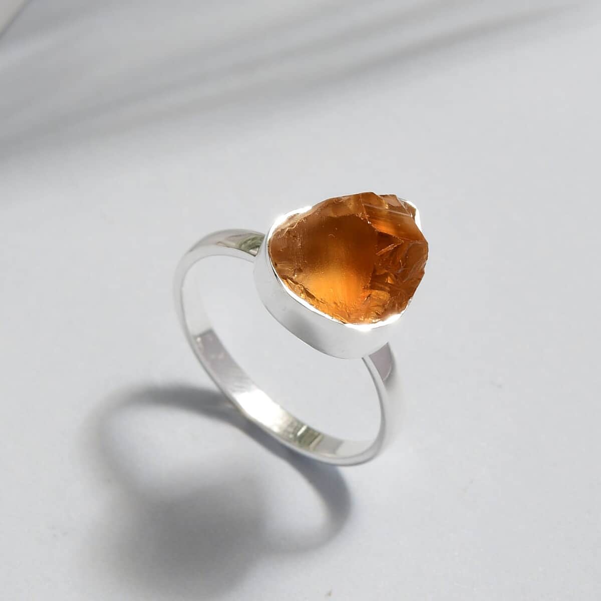 Doorbuster Artisan Crafted Rough Cut Brazilian Citrine Ring in Sterling Silver (Size 7.0) 5.00 ctw image number 1