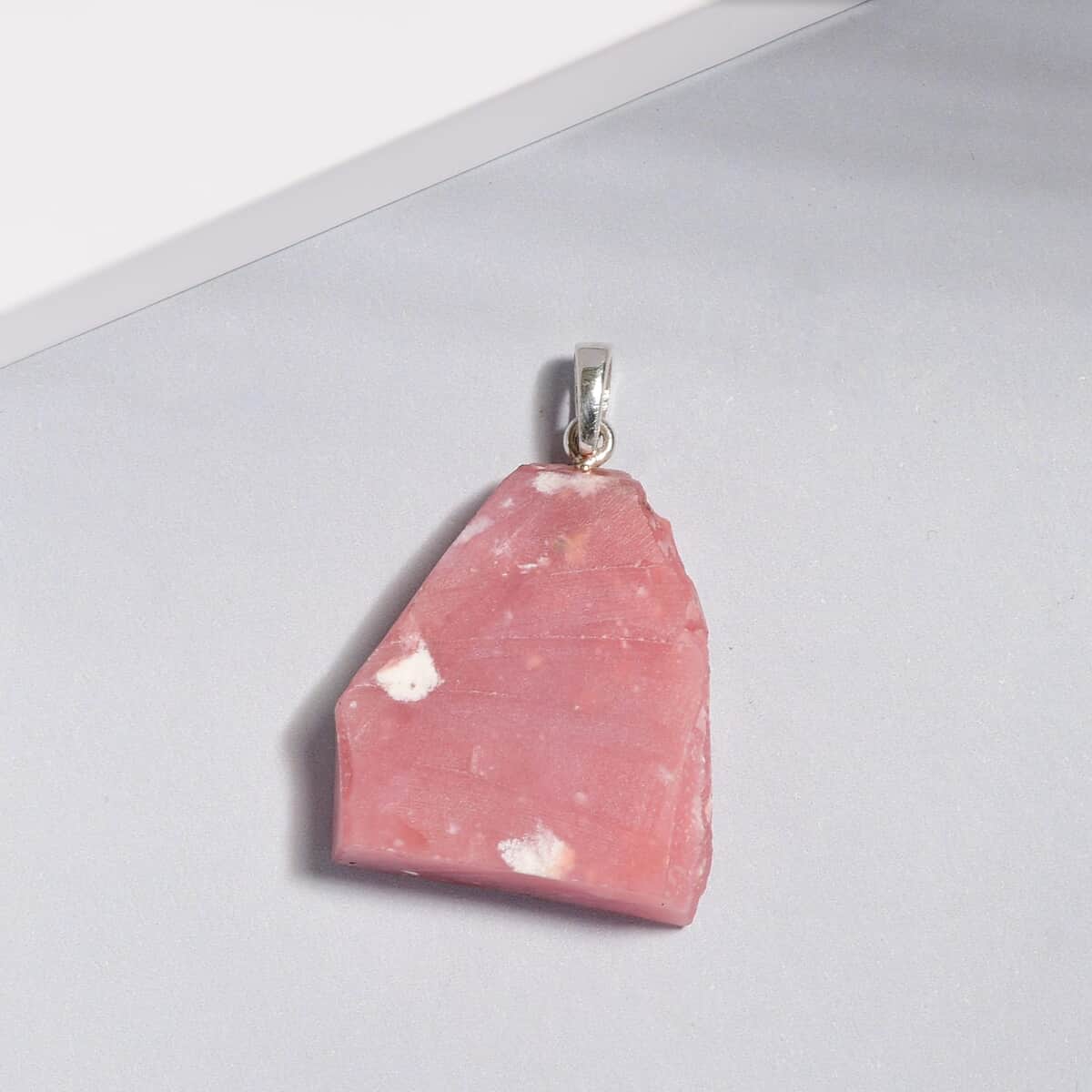 Artisan Crafted Inlay Cut Peruvian Pink Opal Pendant in Sterling Silver 30.00 ctw image number 1