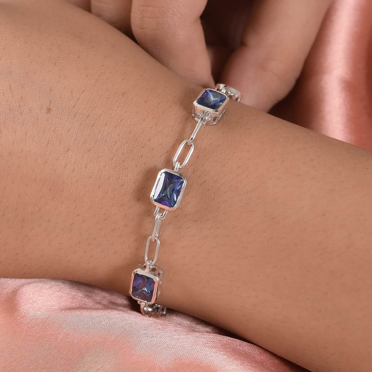 Radiant Cut Brazilian Periwinkle Bloom Petalite Paper Clip Chain Bracelet in Platinum Over Sterling Silver (7.25 In) 6.10 ctw image number 2