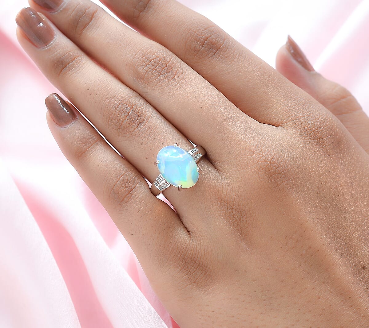 AAA Ethiopian Welo Opal and Diamond Ring in Platinum Over Sterling Silver (Size 6.0) 3.90 ctw image number 2