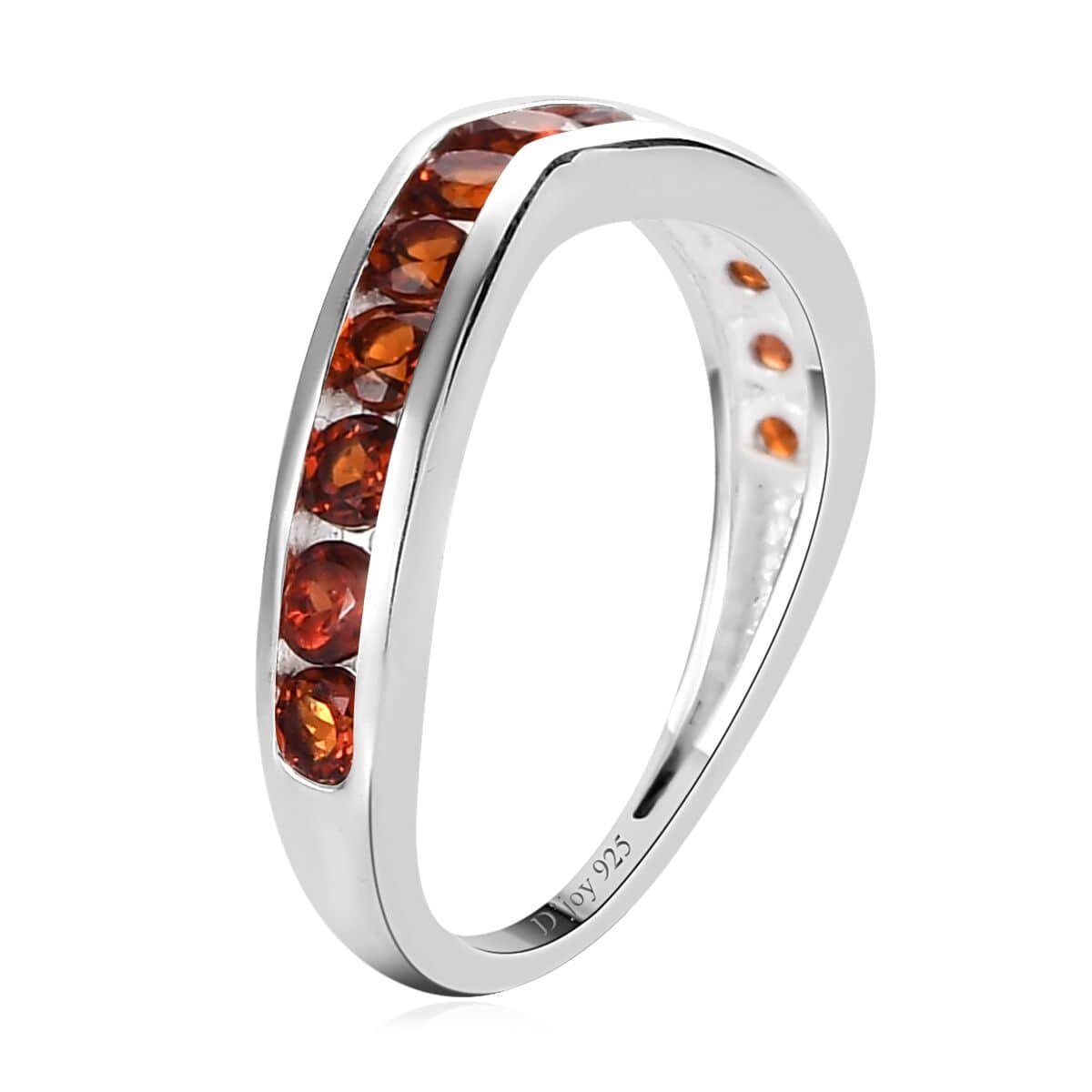 Mozambique Garnet Chevron Wishbone Ring in Sterling Silver (Size 7.0) 0.85 ctw image number 3