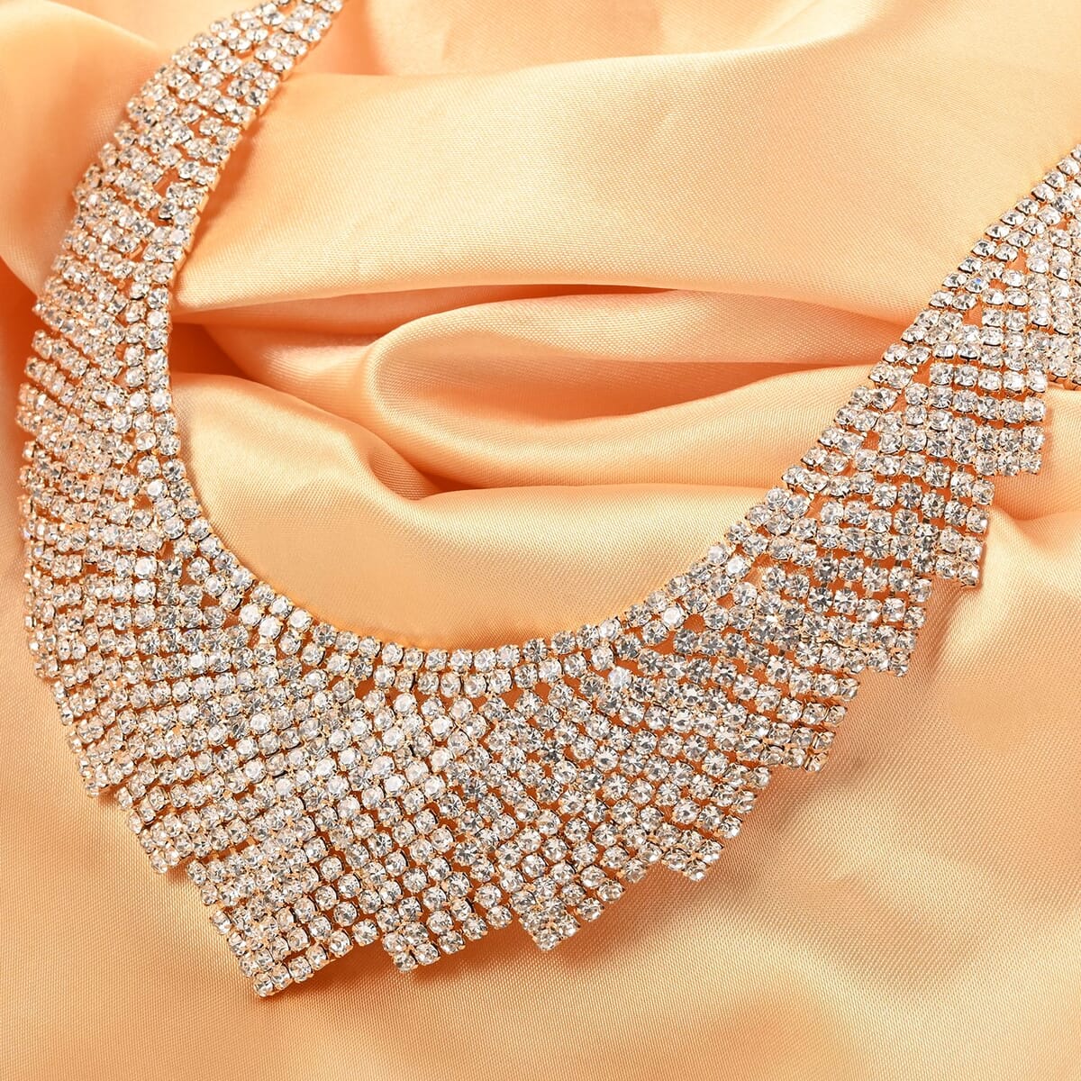 Austrian Crystal Louts Petals Necklace 23.50 Inches in Goldtone image number 1