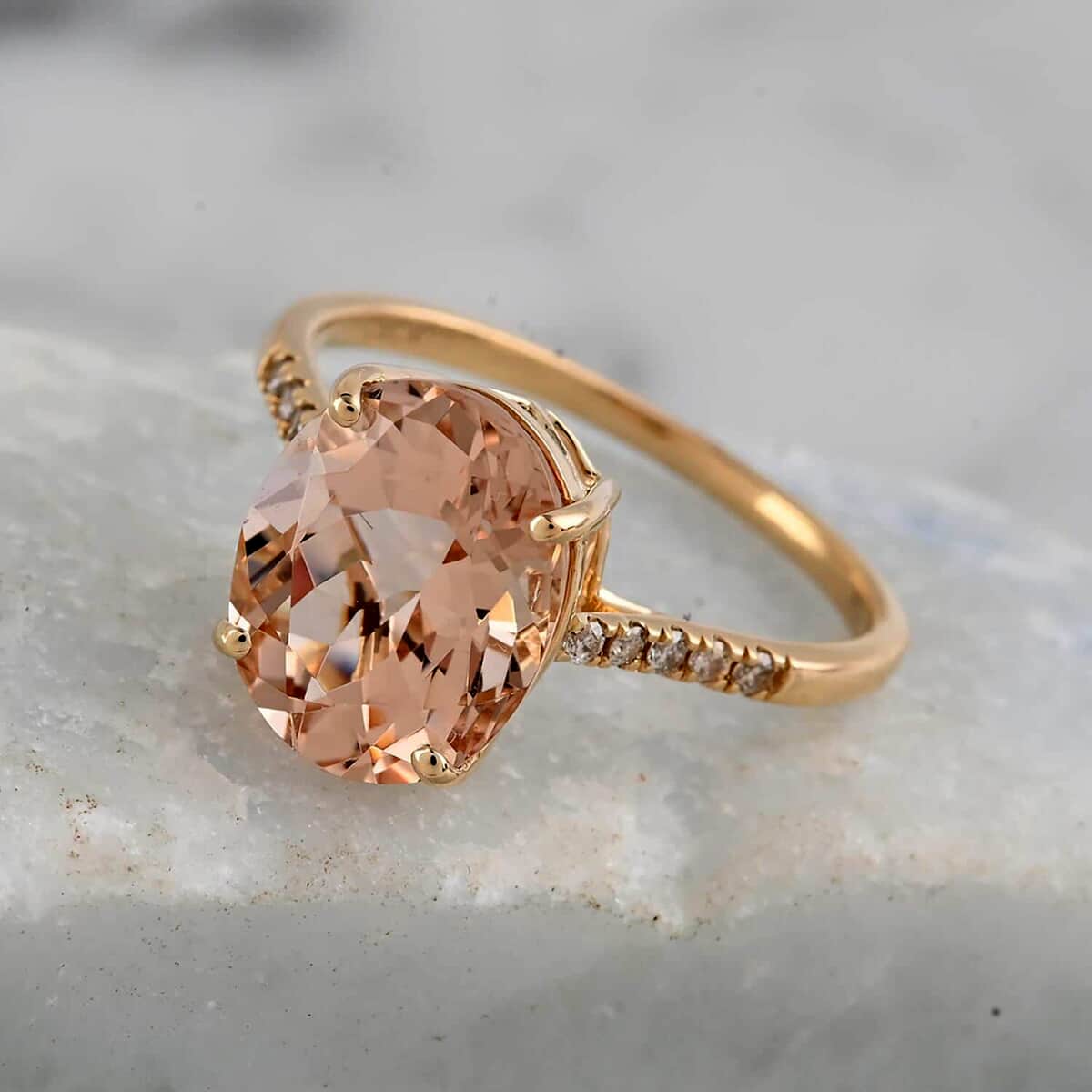 Luxoro Certified and Appraised AAA Marropino Morganite Ring,  G-H I1 Diamond Accent Ring, 14K Yellow Gold Ring, Wedding Ring 3.10 ctw image number 1