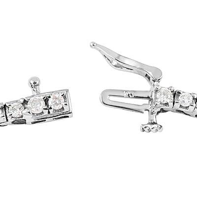 NY Closeout 14K White Gold Diamond Classic Tennis Bracelet (7.00 In) 8.90 Grams 2.00 ctw