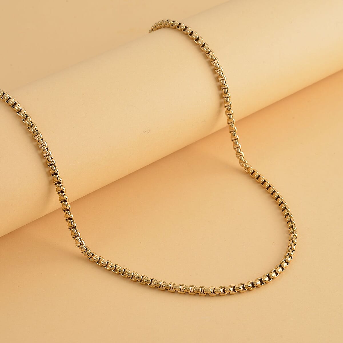 Striking Book Necklace 24 Inches in ION Plated Yellow Gold Stainless Steel 26 Grams image number 1